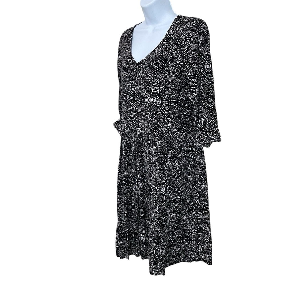 GARNET HILL Size 6 Black and White Print Long Sleeve Midi Dress Drop Waist - Picture 2 of 11